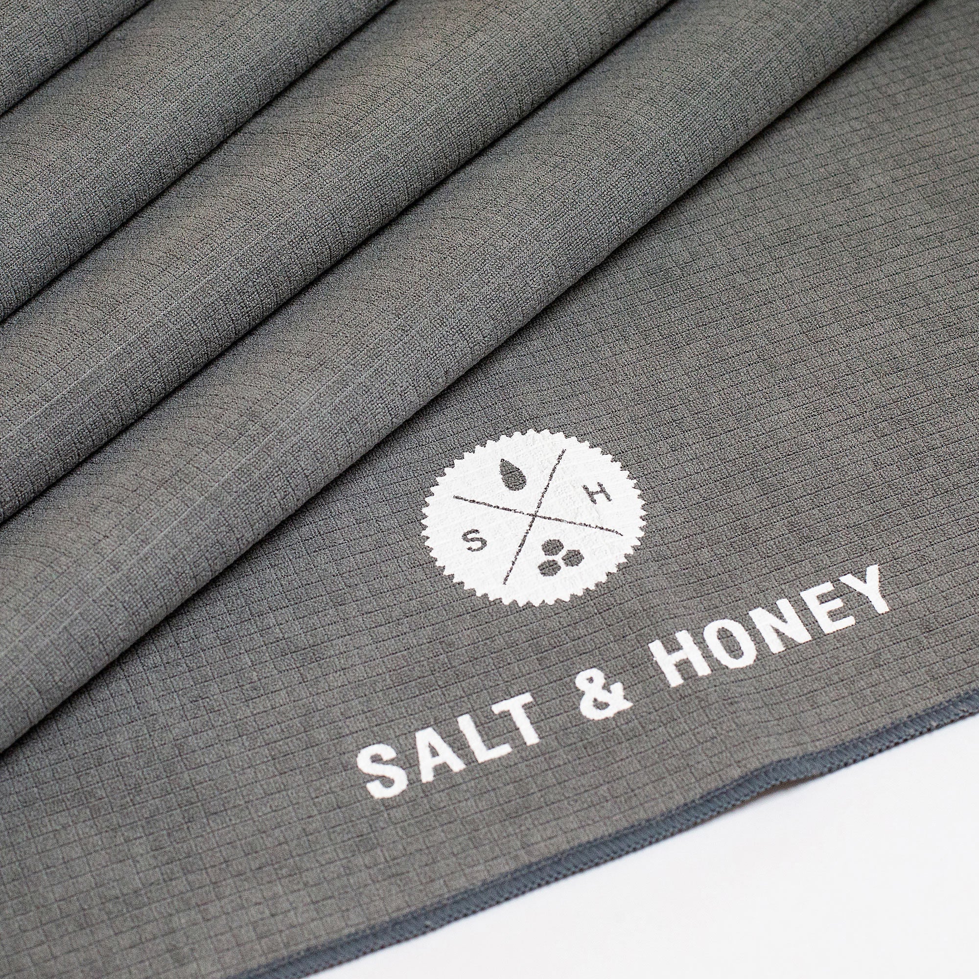 NEW Salt & Honey Non-Slip Pilates Reformer Towel and Workout Mat - Blue
